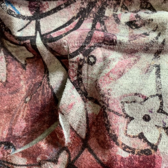 One World Long Sleeve Lightweight Hoodie Sweater - Picture 6 of 6